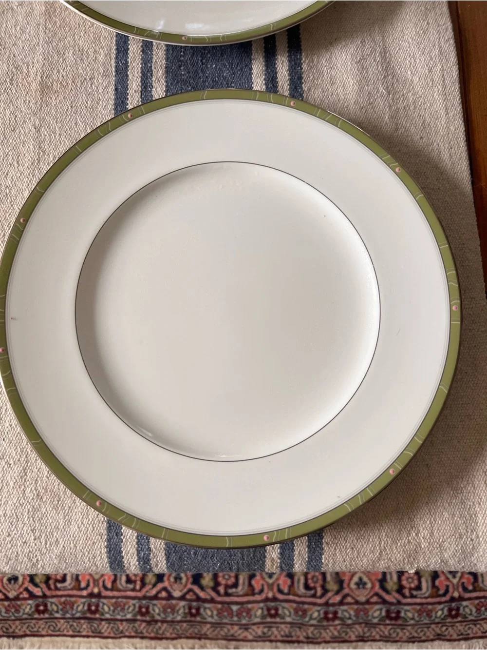 2 Royal Doulton Daybreak Dinner Plates NWOT